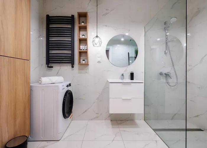 Panorama Capital Sophie - 19 Pietro Daire